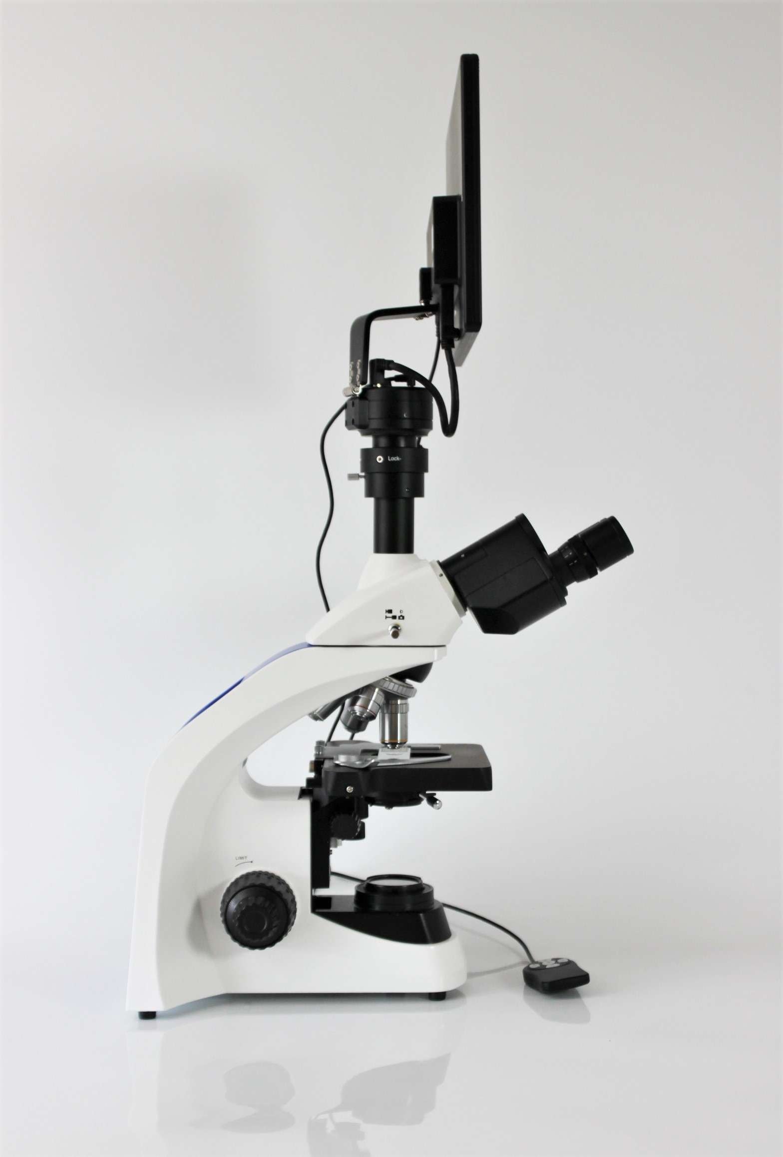 GX Microscopes UltraBIO-5-DIGI Digital Biological Microscope With Disp
