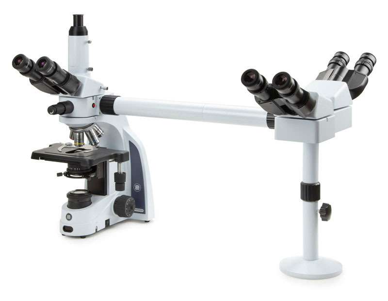 iScope multihead microscope with 3 heads